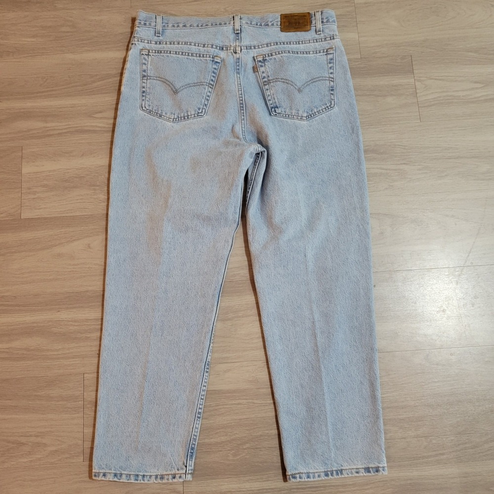 VTG Levis 540 Relaxed Fit Jeans Mens 39x30(Tag 40x29) Light Wash Denim USA 1999